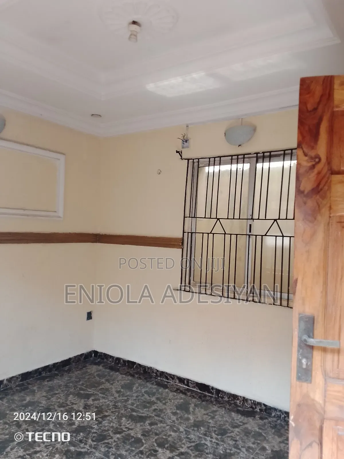 1bdrm Block of Flats in Femi Sobowale Estate, Ikorodu Garage for rent in Ikorodu Garage