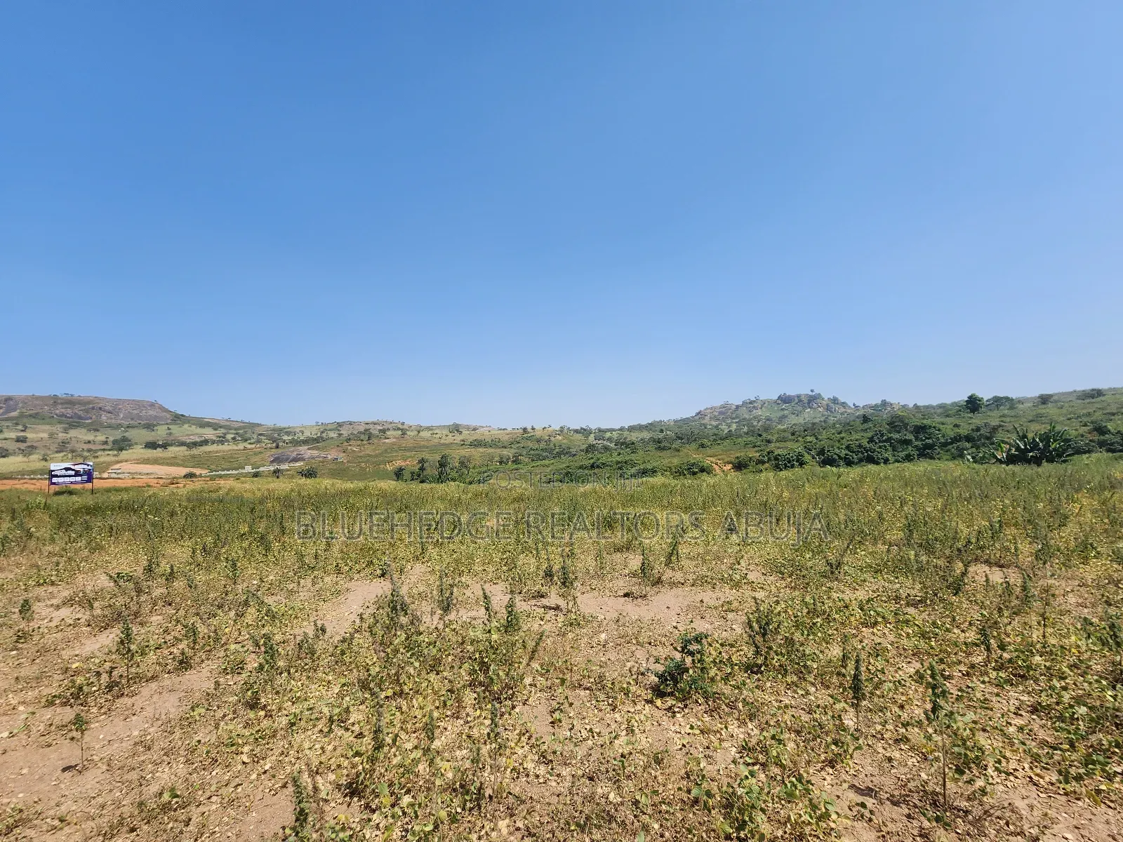 Well Located Dry Land of 250sqm and 500sqm at Katampe, Abuja in Katampe Extension