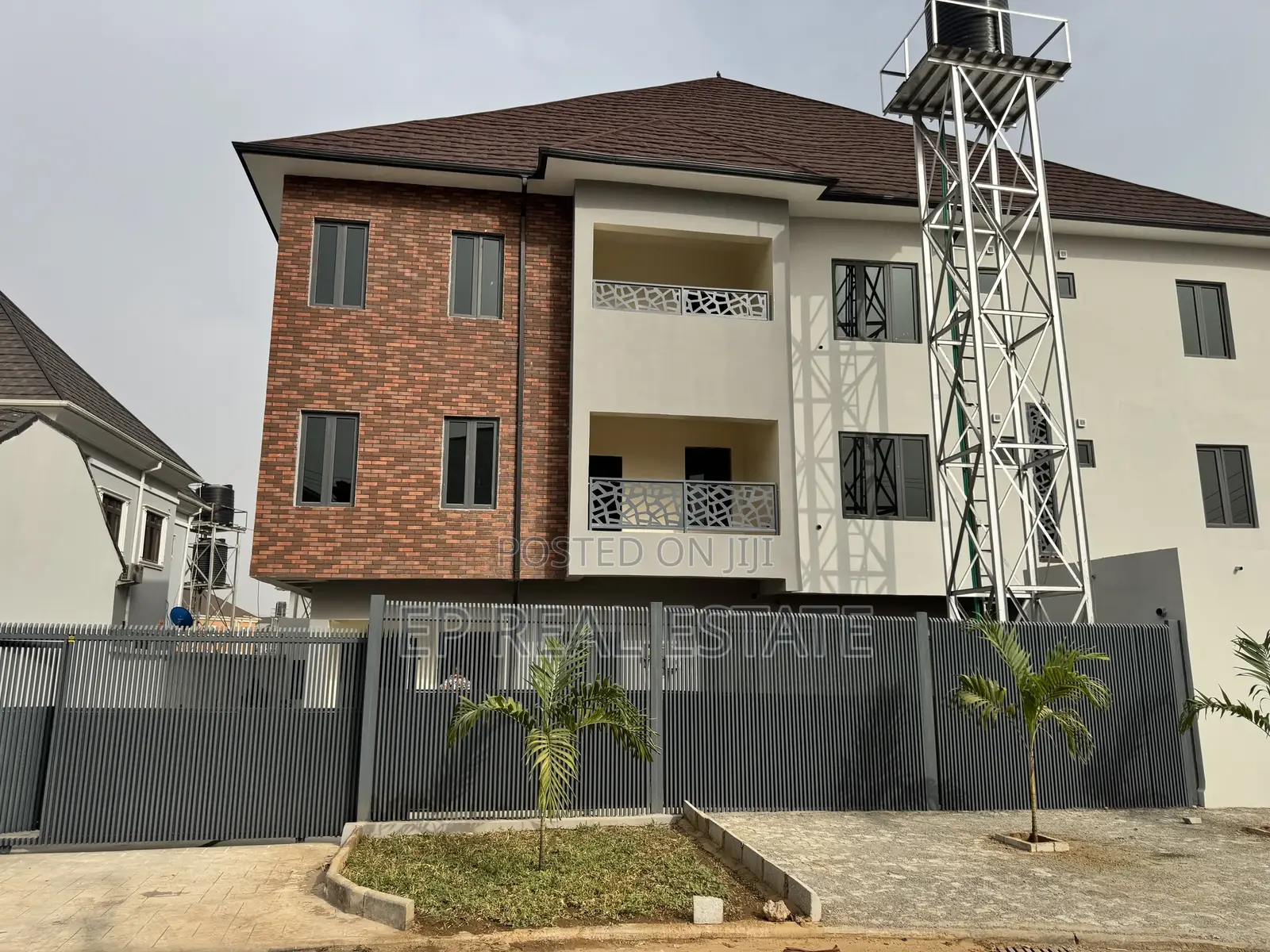 5bdrm Duplex in Jahi for sale in Jahi