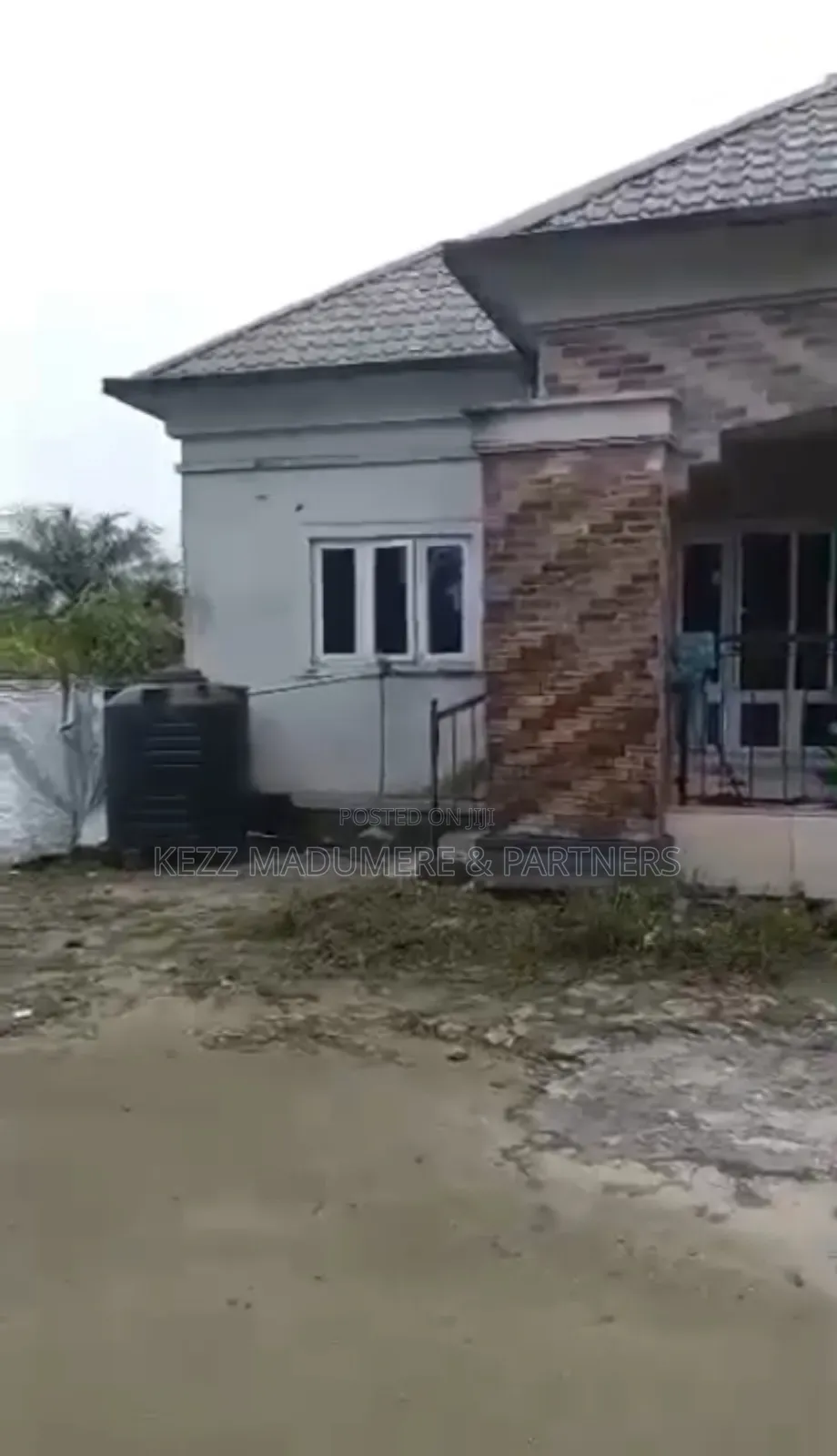 4bdrm Bungalow in Farm Road, Eliozu , for sale in Port-Harcourt