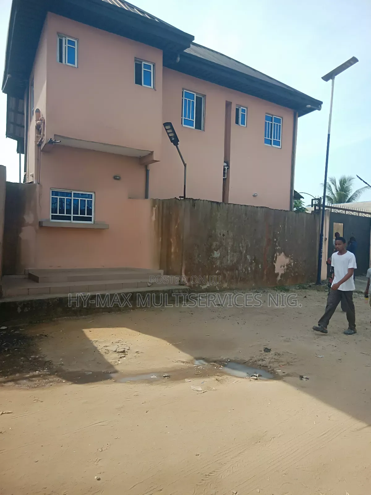 A Bakery and a Pure Water Factory for Sale in Port Harcourt in Port-Harcourt