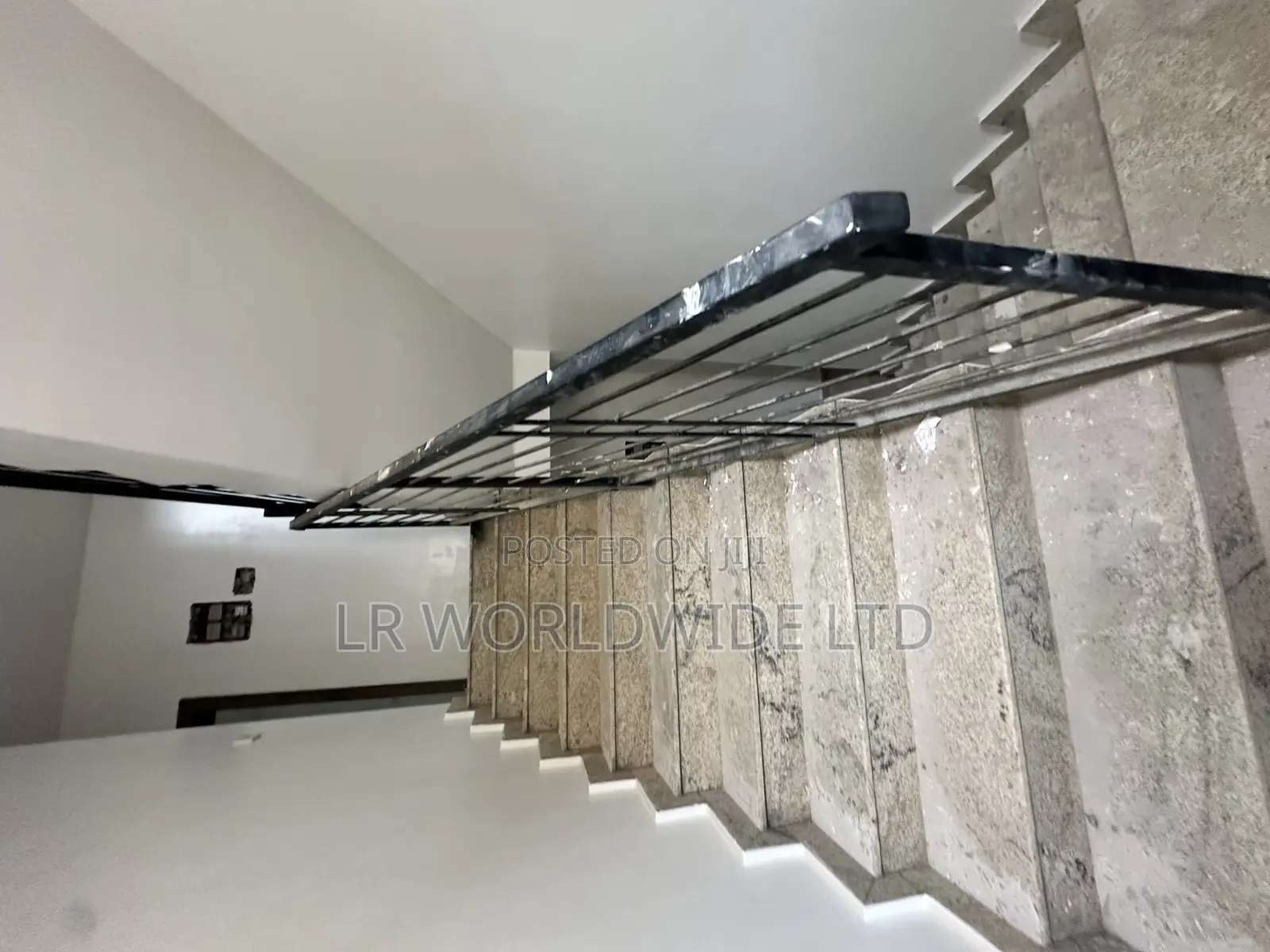 7bdrm Duplex in Life Camp for sale in Life Camp