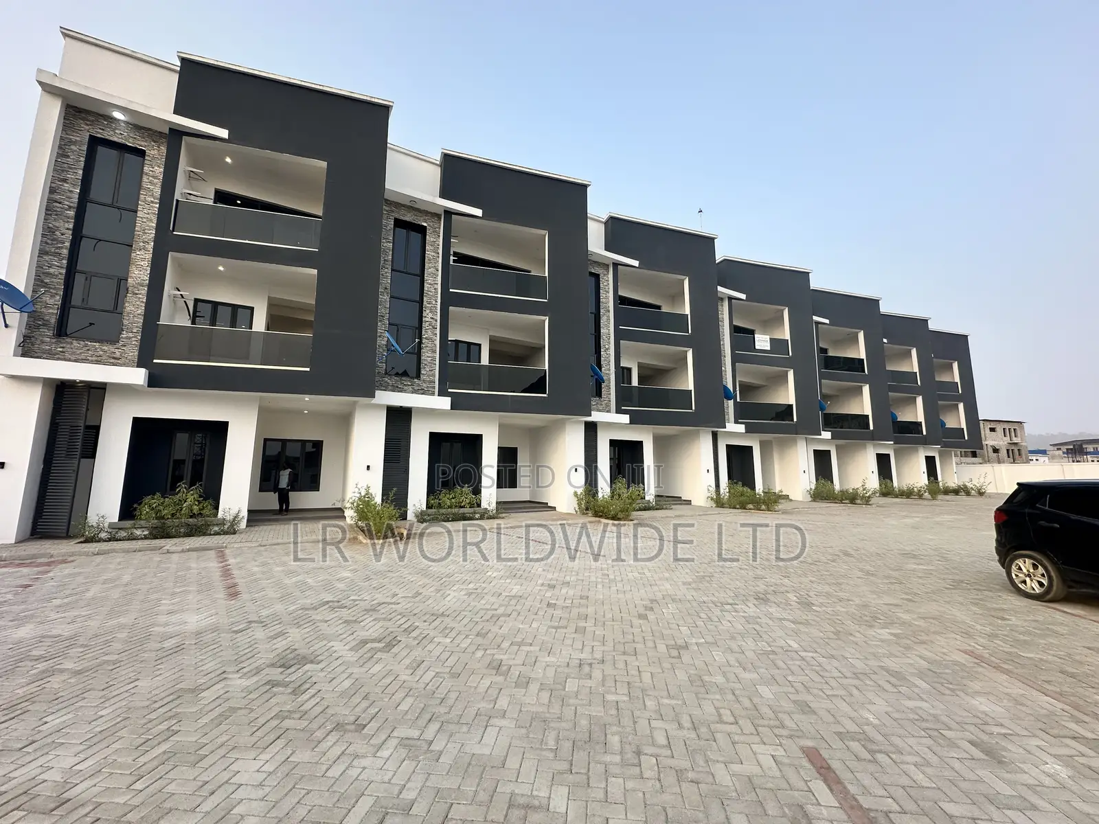 5bdrm Townhouse/Terrace in Life Camp for sale in Life Camp