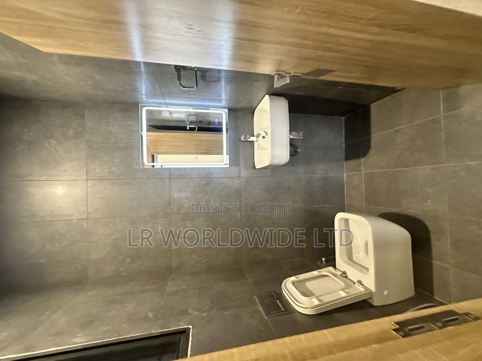 5bdrm Townhouse/Terrace in Life Camp for sale in Life Camp