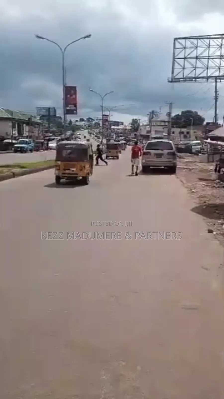 For Sale: 53 Shops Plaza at Presidential Road , Enugu in Enugu