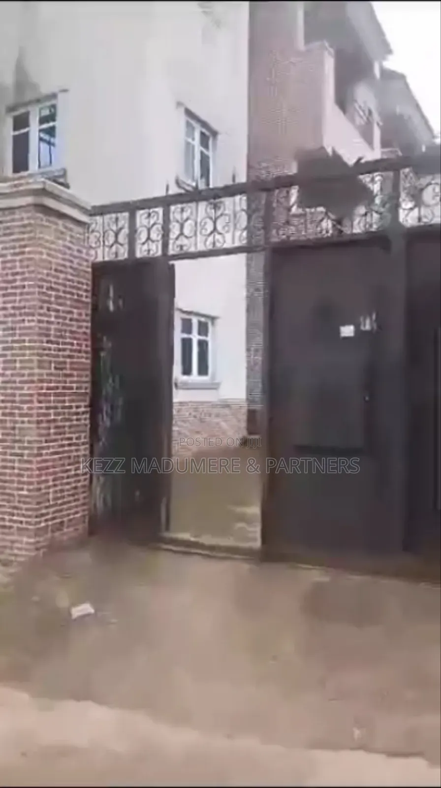 9bdrm Block of Flats in Area U, New Owerri , for sale in Owerri
