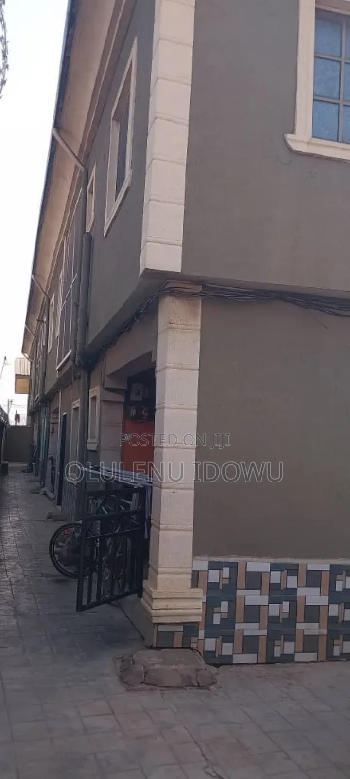 Furnished 2bdrm Block of Flats in Alimosho for sale in Alimosho