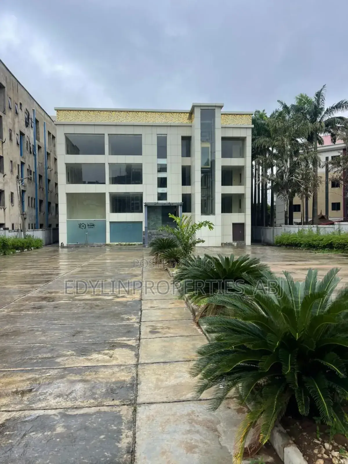 Unique Location Unique Office Space in Wuse 2
