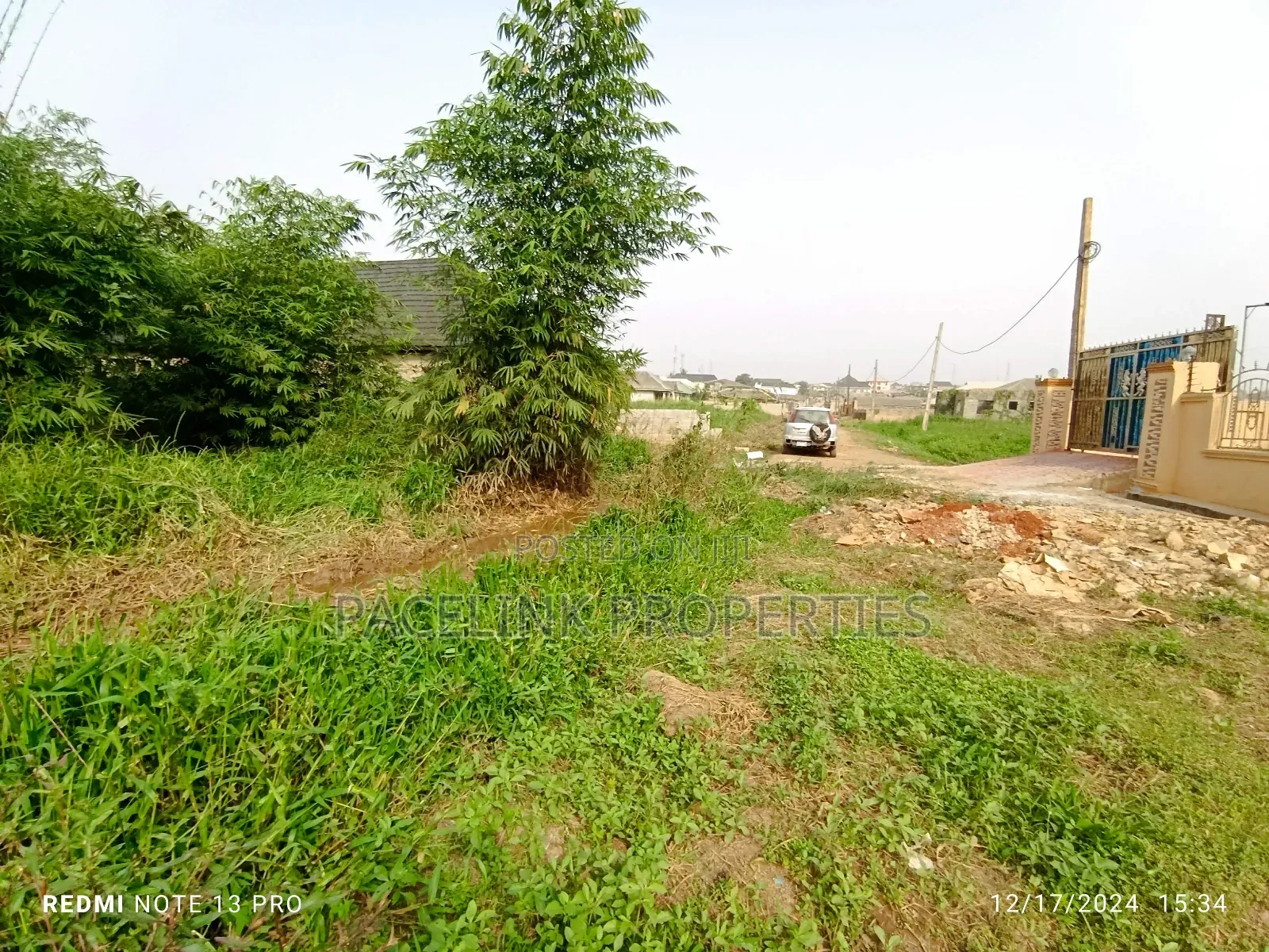 Full Plot of Land in a Very Good Area in Ipaja / Ipaja