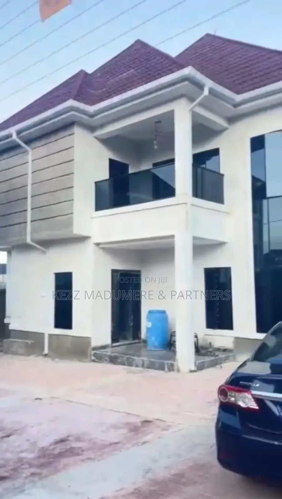 5bdrm Duplex in By Godfrey  Okoye for sale in Enugu