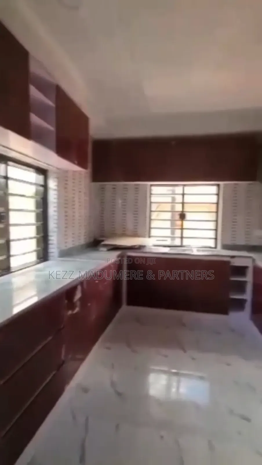 5bdrm Duplex in By Godfrey  Okoye for sale in Enugu