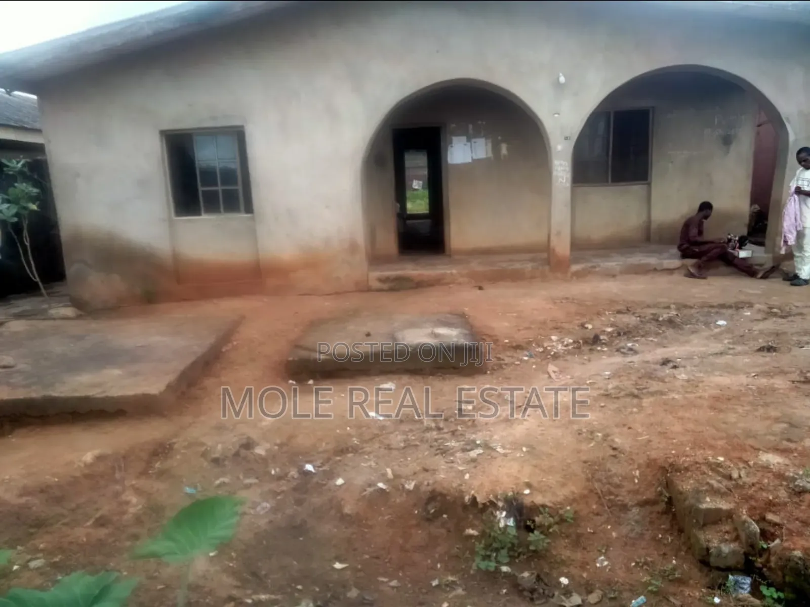 Full Plot With Bungalow Asalu Bustop Abaranje in Abaranje