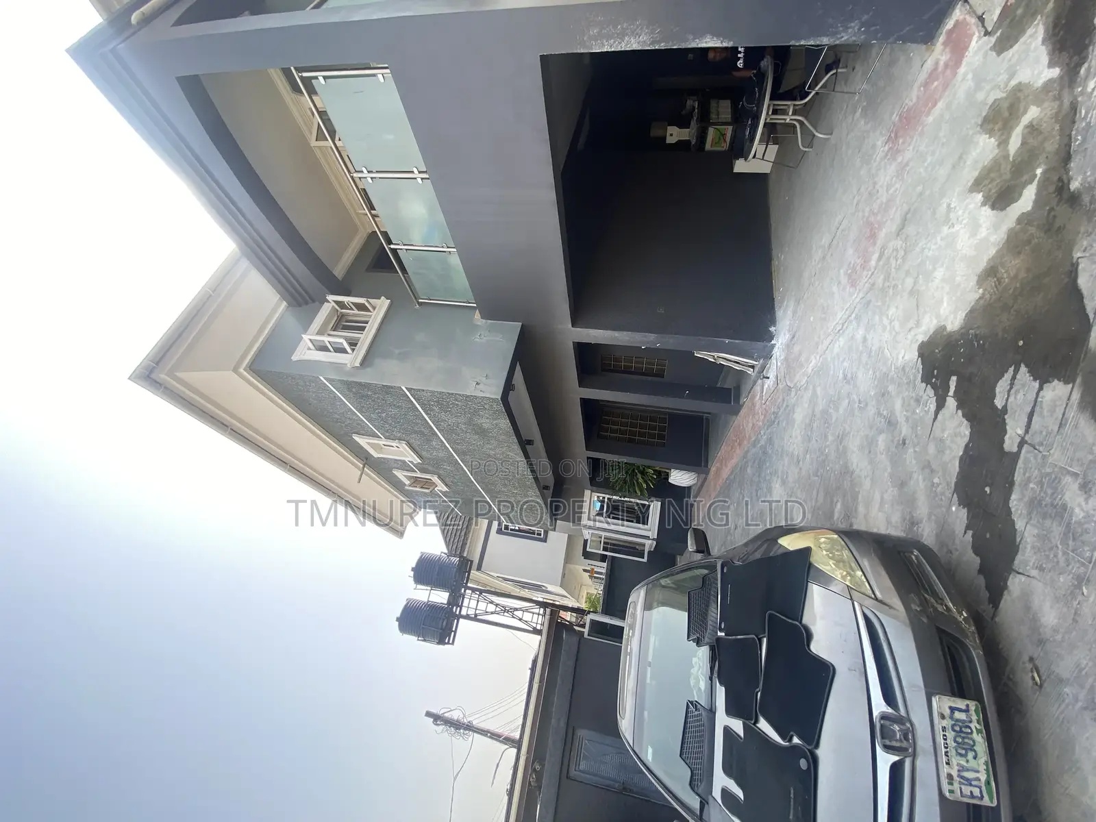 5bdrm Apartment in First Estate, Chevron for rent in Chevron