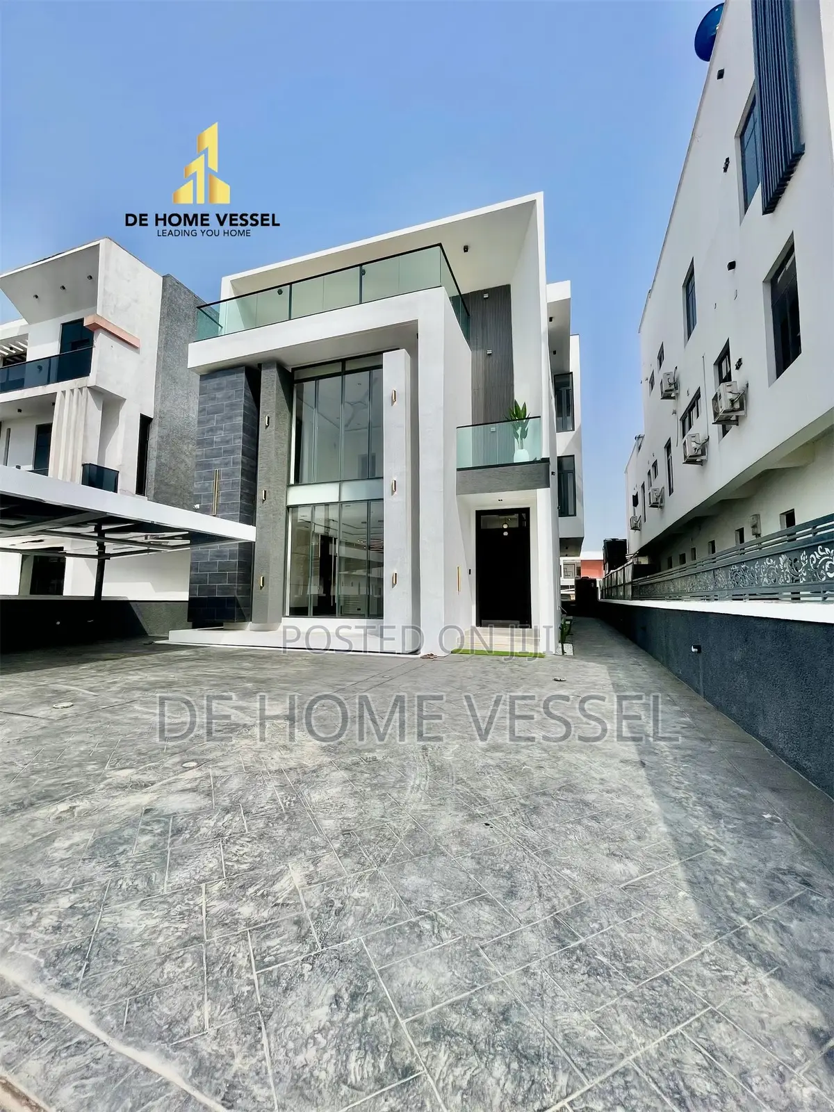 Magnificent Luxury 5 Bed Detached Home in Lekki
