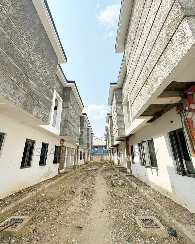 3bdrm Duplex in Port-Harcourt for sale in Port-Harcourt