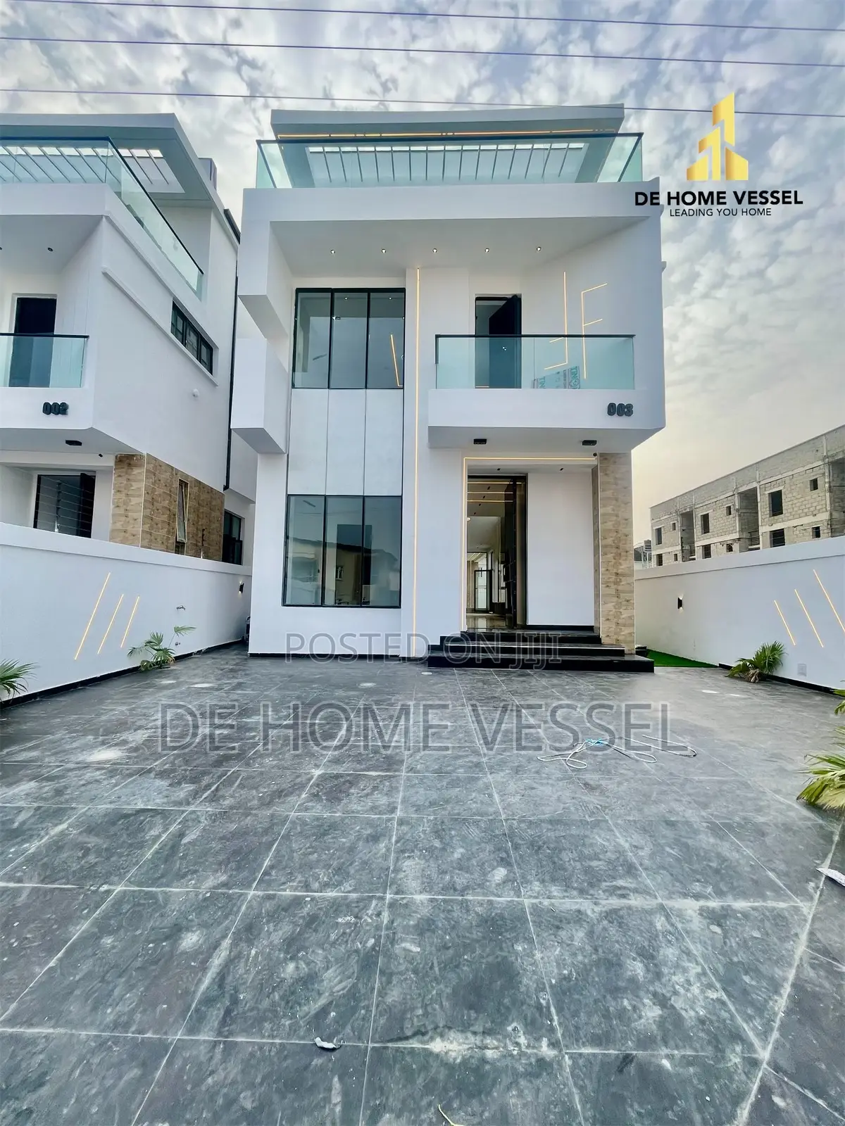 5bdrm Duplex in VGC / Ajah for sale in VGC / Ajah