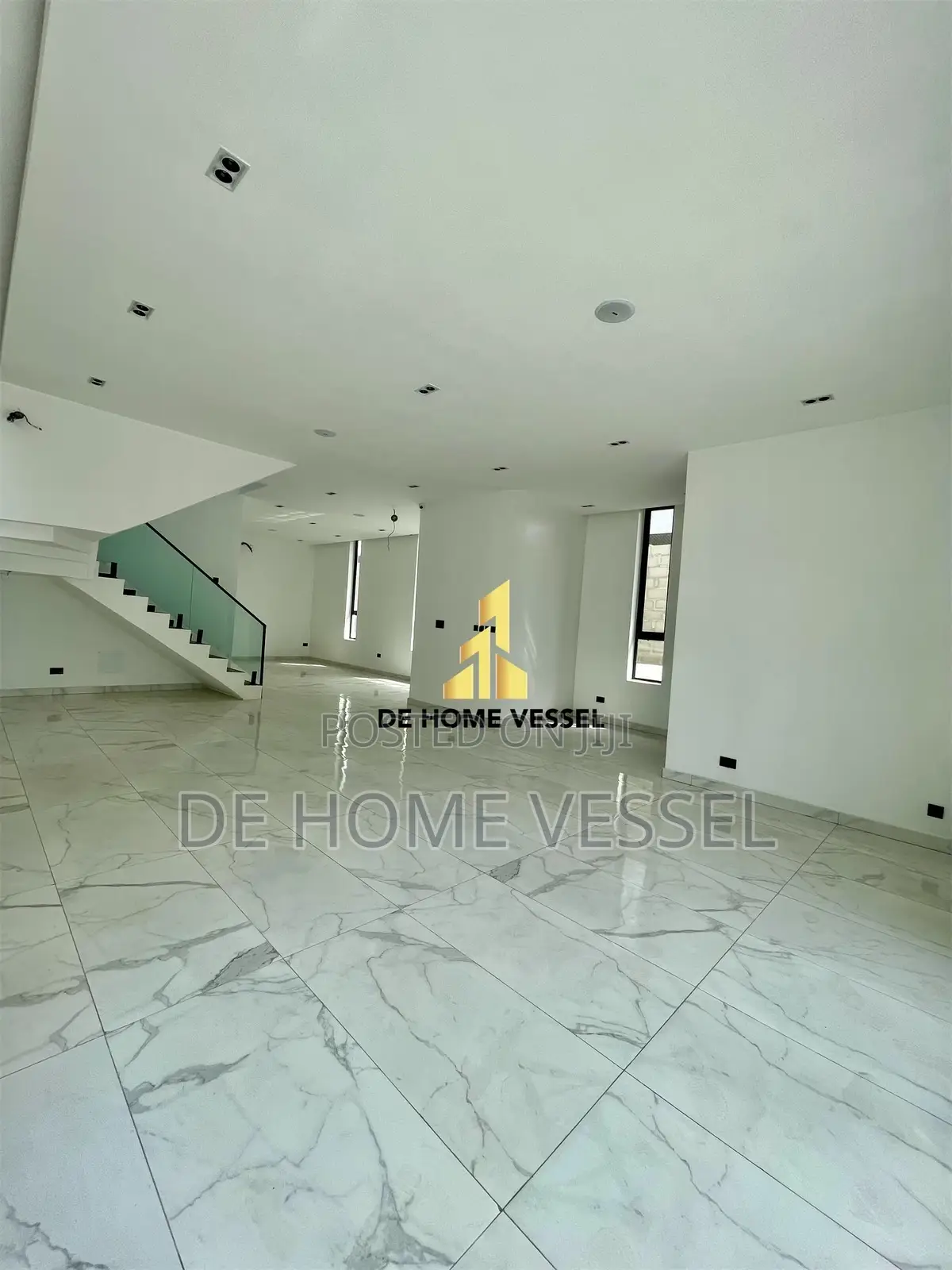 5bdrm Duplex in Lekki for sale in Lekki