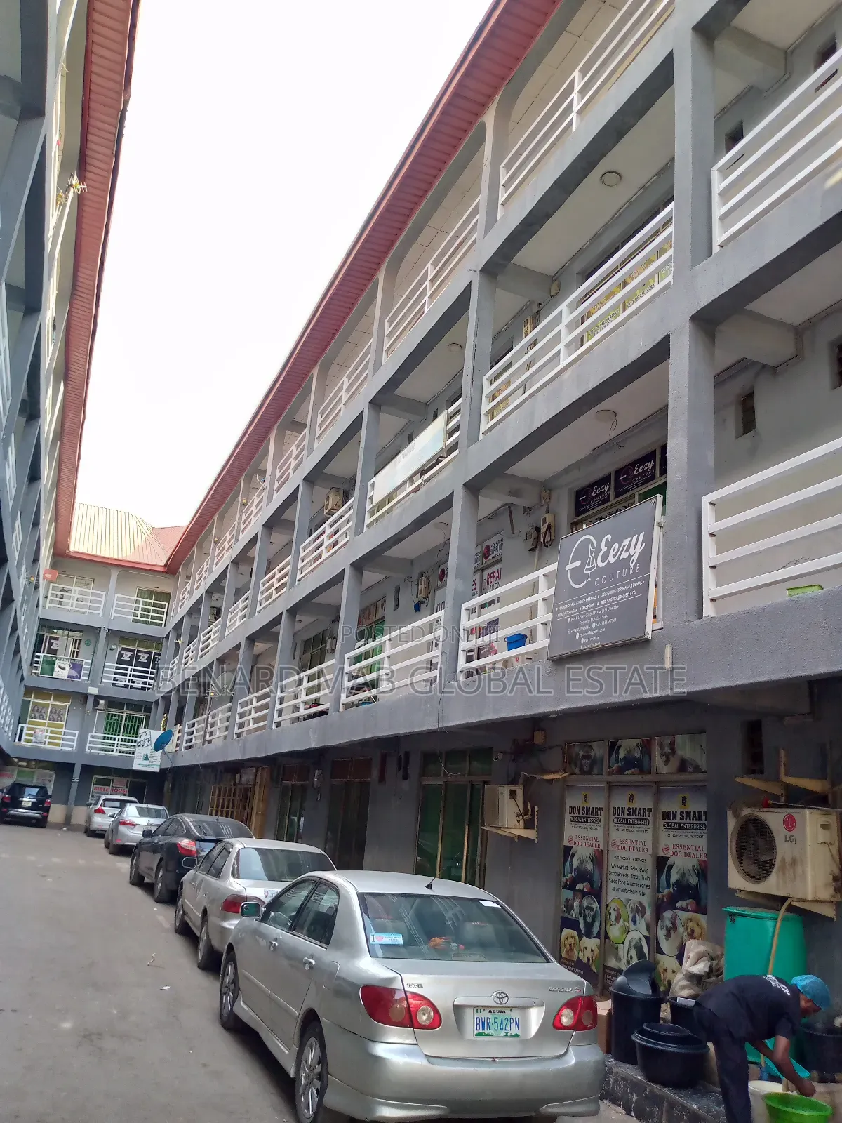 Global Plaza Shops Office Space in Jabi