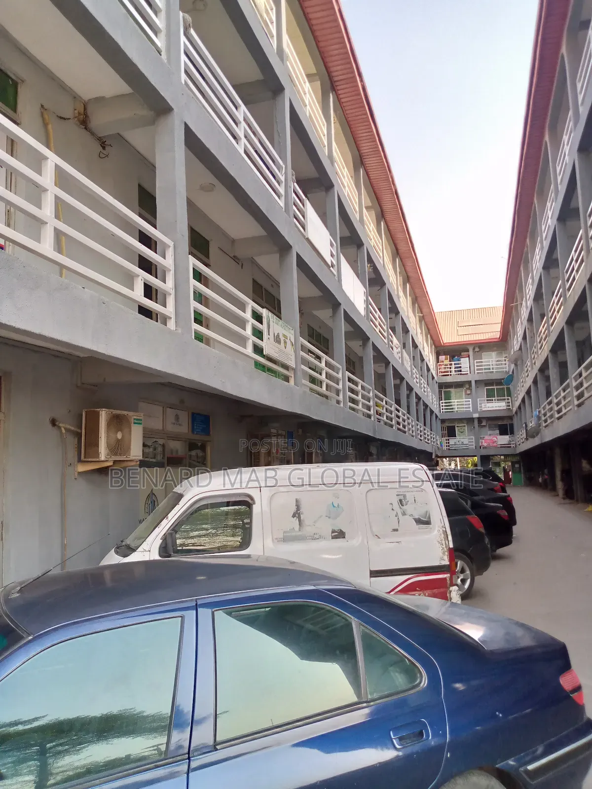 Global Plaza Shops Office Space in Jabi