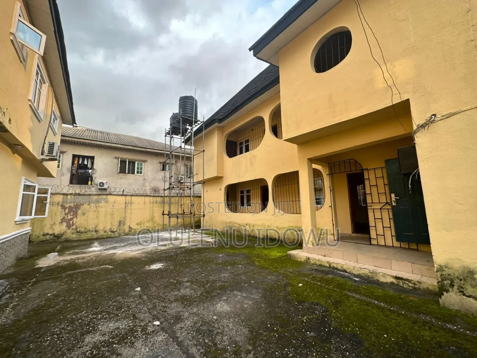 Furnished 3bdrm Block of Flats in Ajao Estate, Alimosho for sale in Alimosho