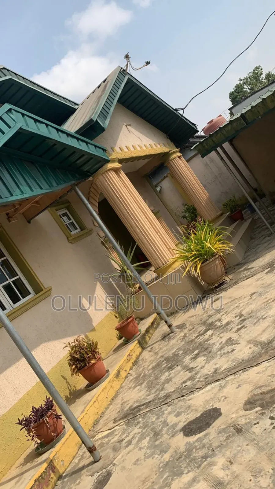 Furnished 4bdrm Bungalow in Alimosho for sale in Alimosho