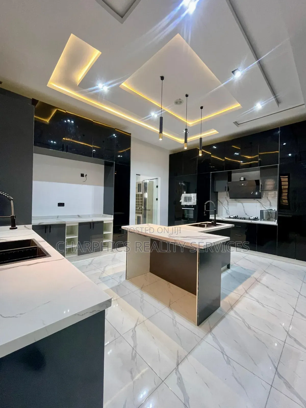 5bdrm Duplex in Ajah for sale in Ajah
