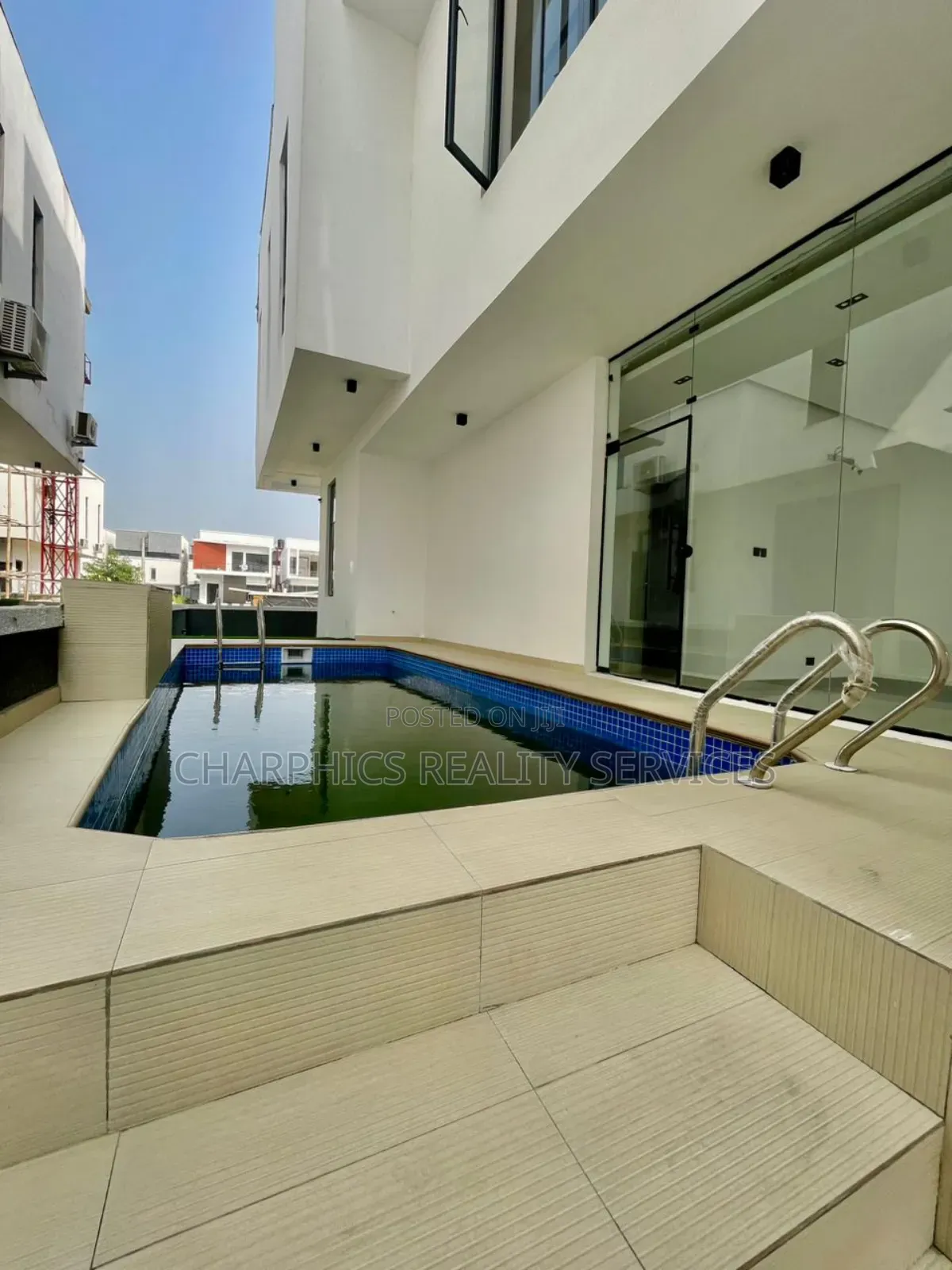 5bdrm Duplex in Lekki for sale in Lekki