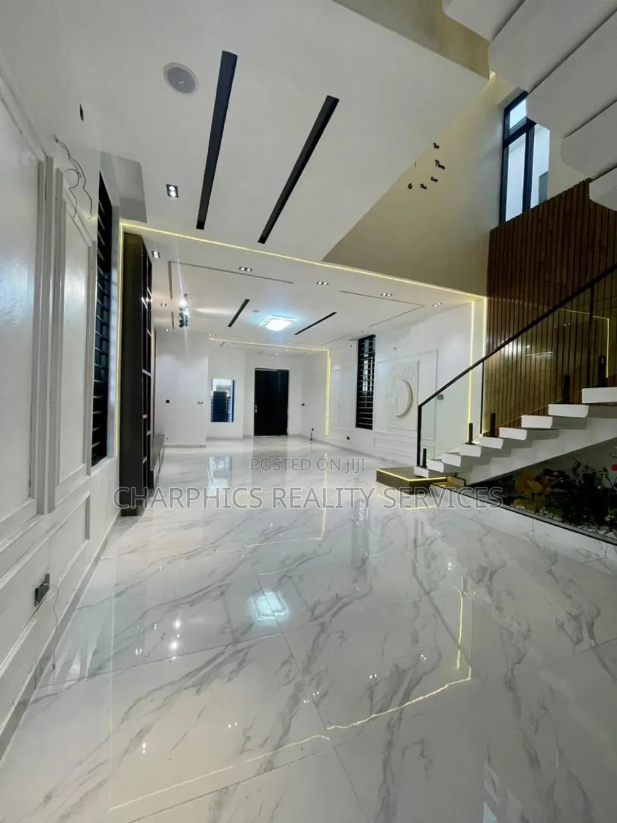 5bdrm Duplex in Ajah for sale in Ajah