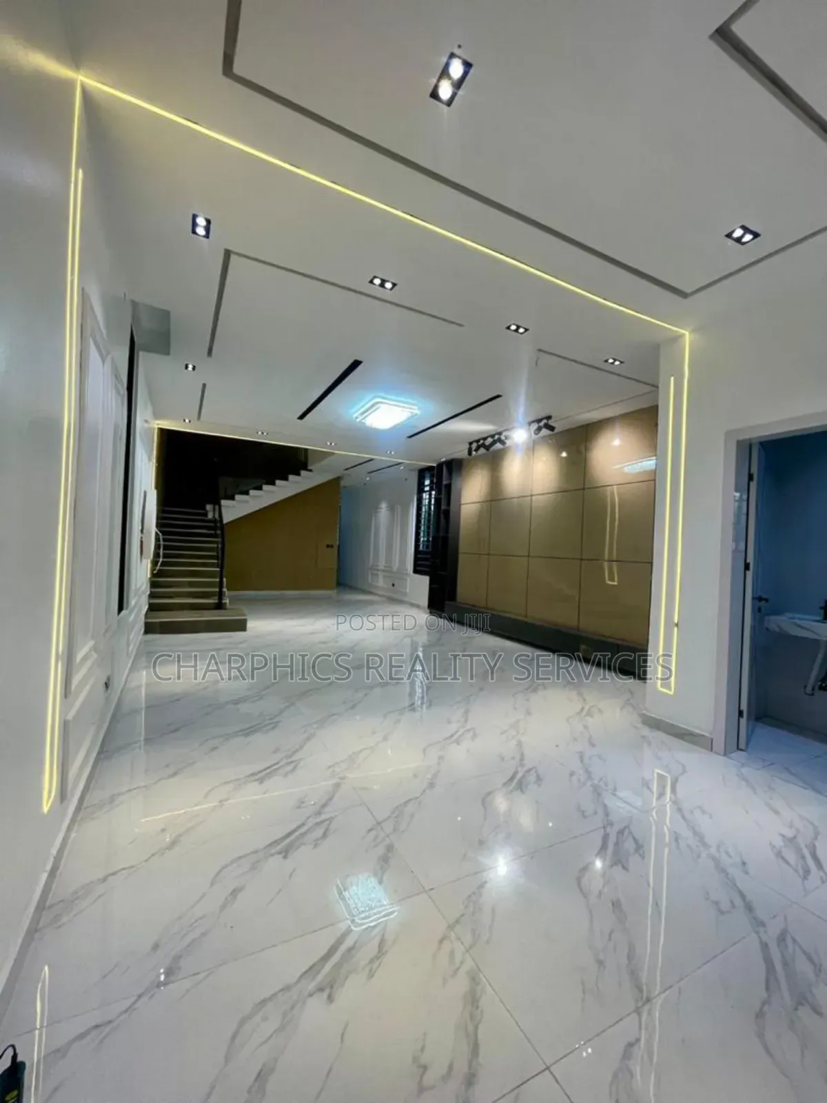 5bdrm Duplex in Ajah for sale in Ajah