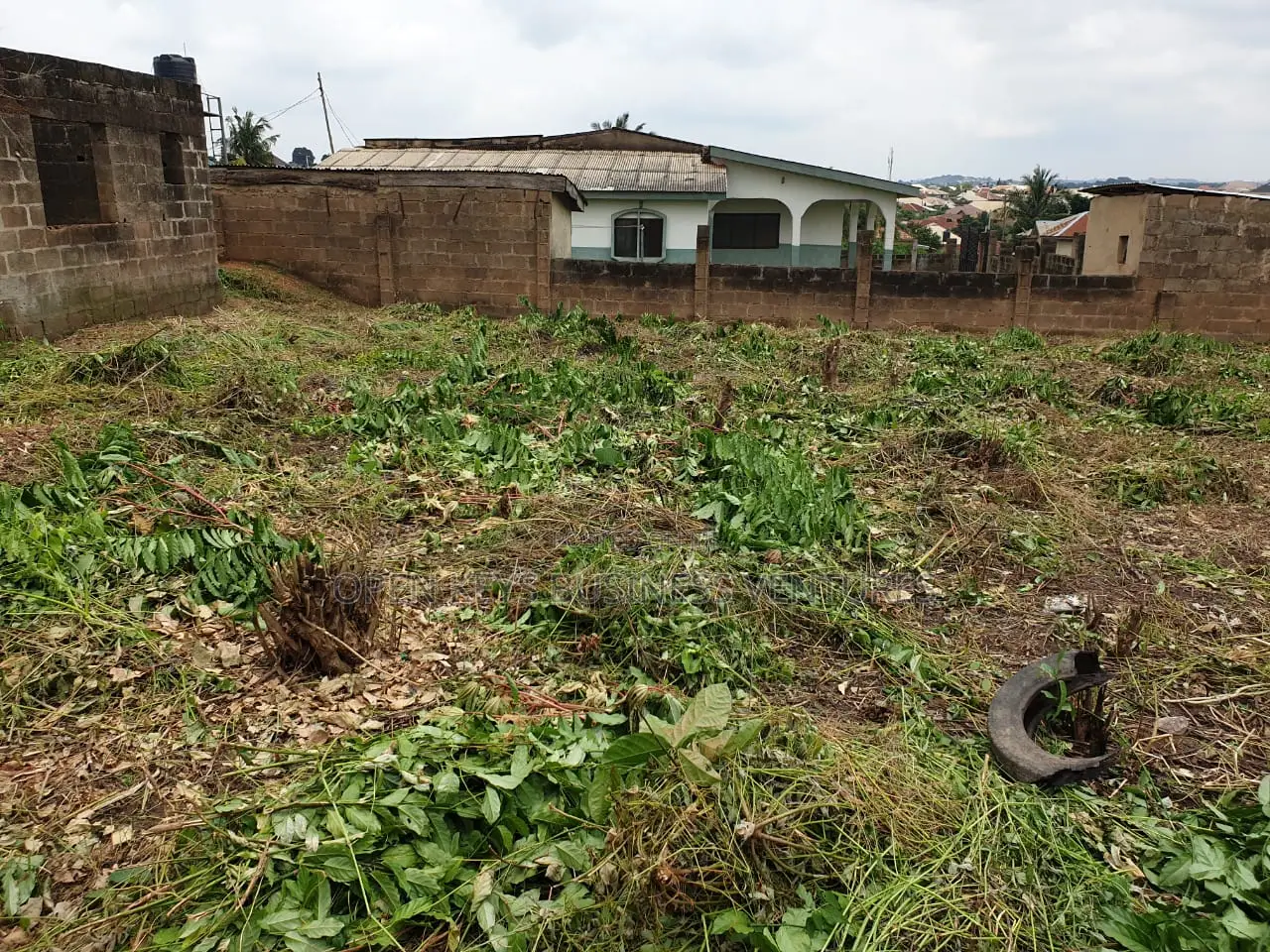 3bdrm Bungalow in Wire And Cable, Apata for sale in Apata