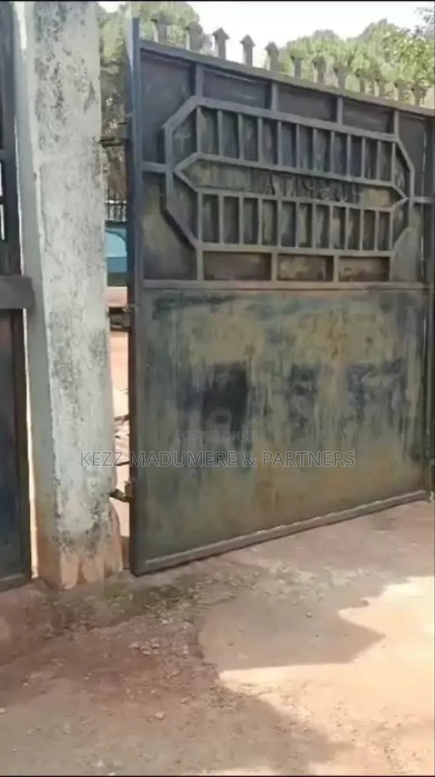 For Sale : 2728 Sqmts, at Ogui Road, Enugu in Enugu