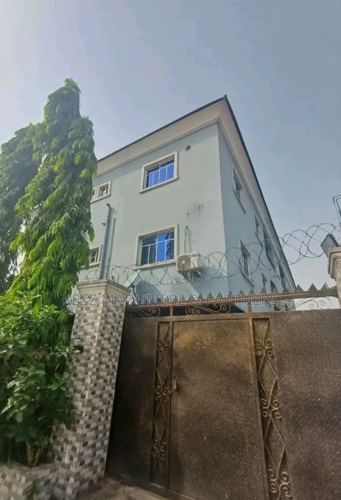 12bdrm Block of Flats in Amechi Primary Sch., Port-Harcourt for sale in Port-Harcourt