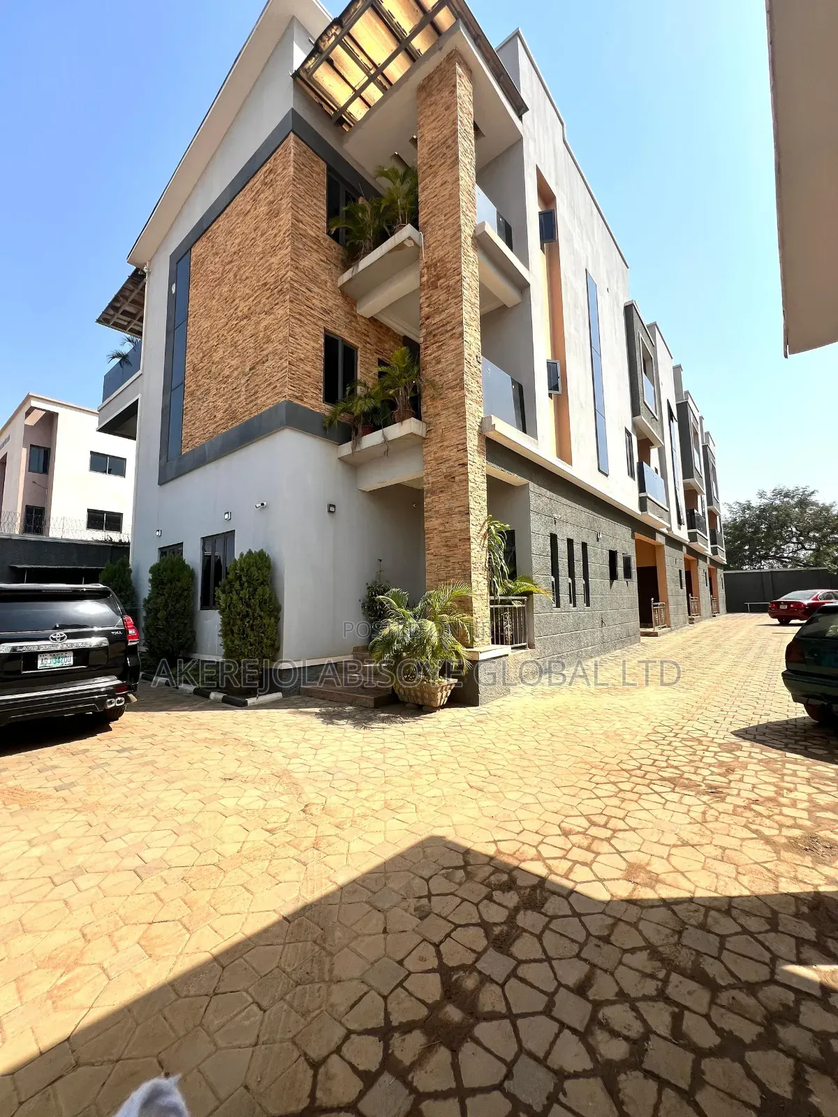 Furnished 3bdrm Townhouse / Terrace in Jahi for rent in Jahi