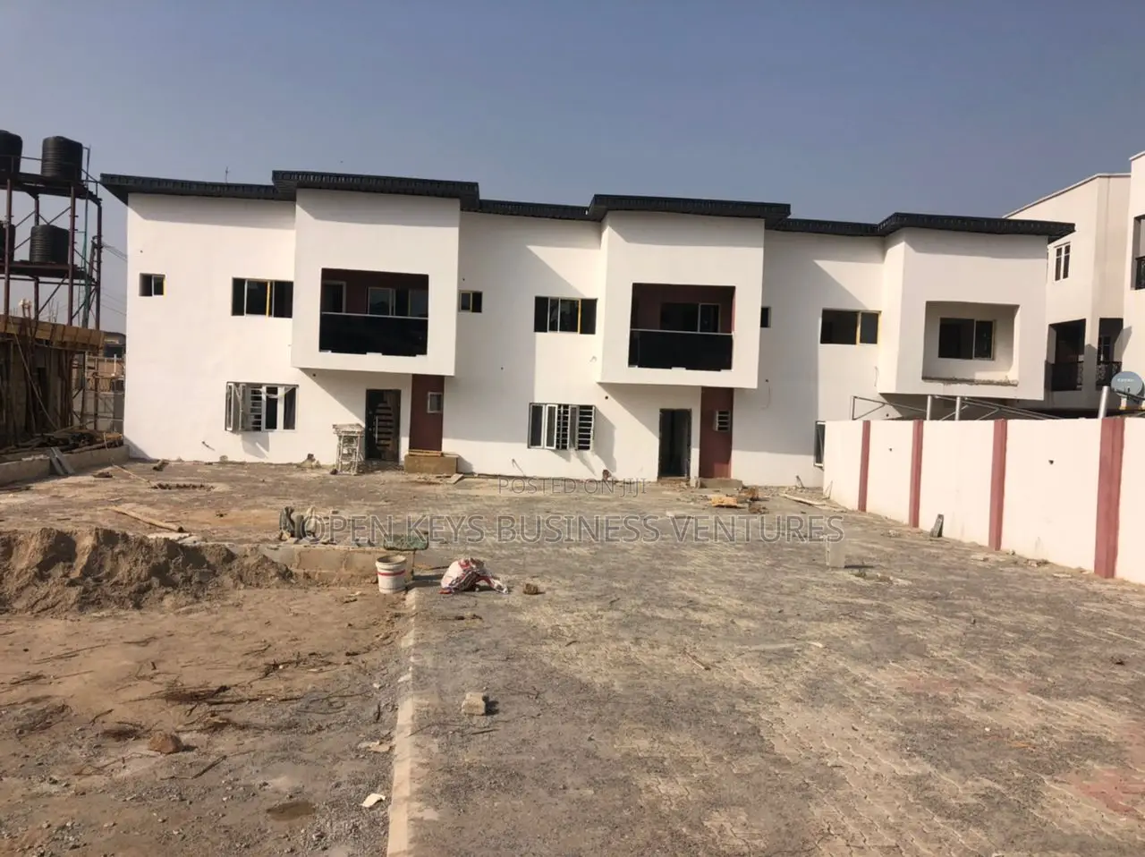 4bdrm Duplex in Iyaganku Gra, Iyanganku for sale in Iyanganku