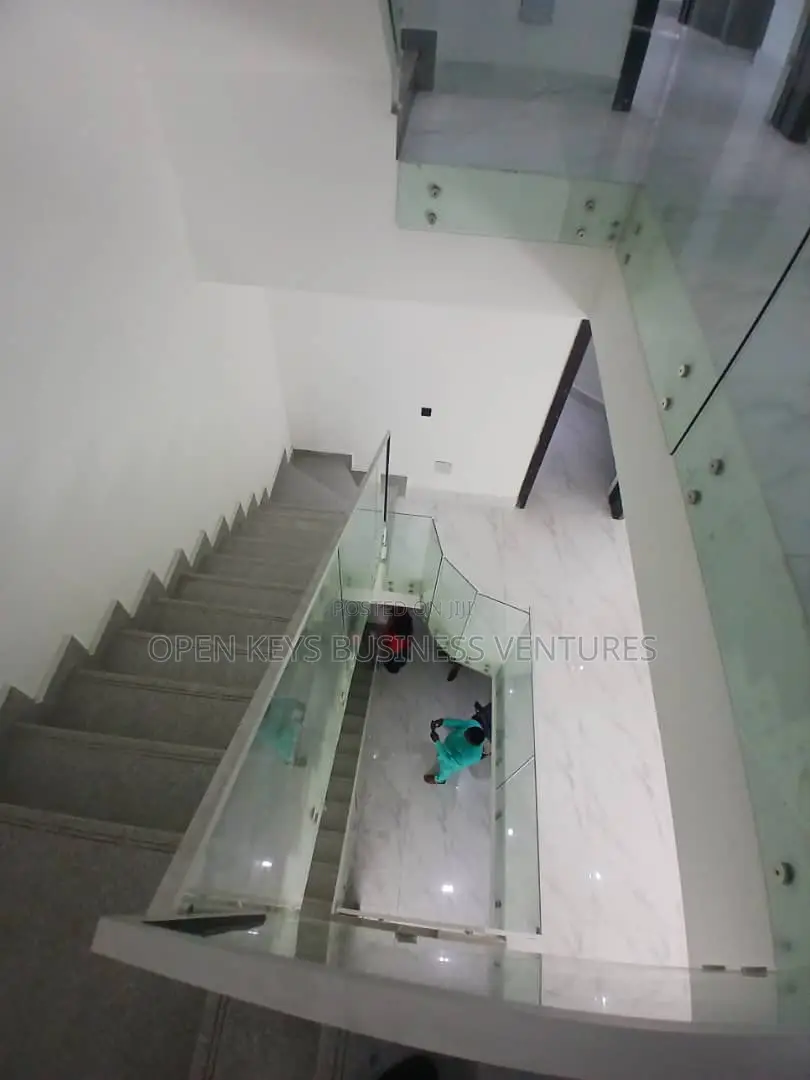 4bdrm Duplex in Keffi, Awolowo Road for sale in Awolowo Road