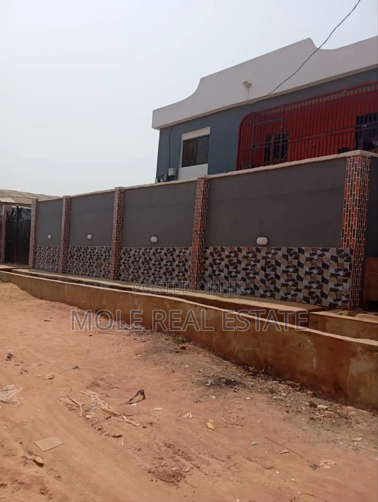 4bdrm Duplex in Meiran In A Cute for sale in Meiran