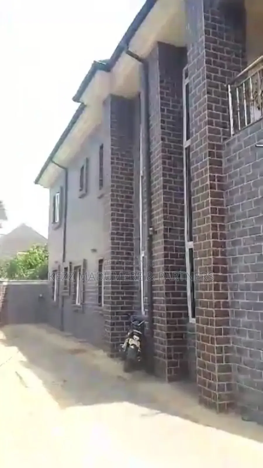 6bdrm Duplex in Akanuwa Estate, for sale in Owerri