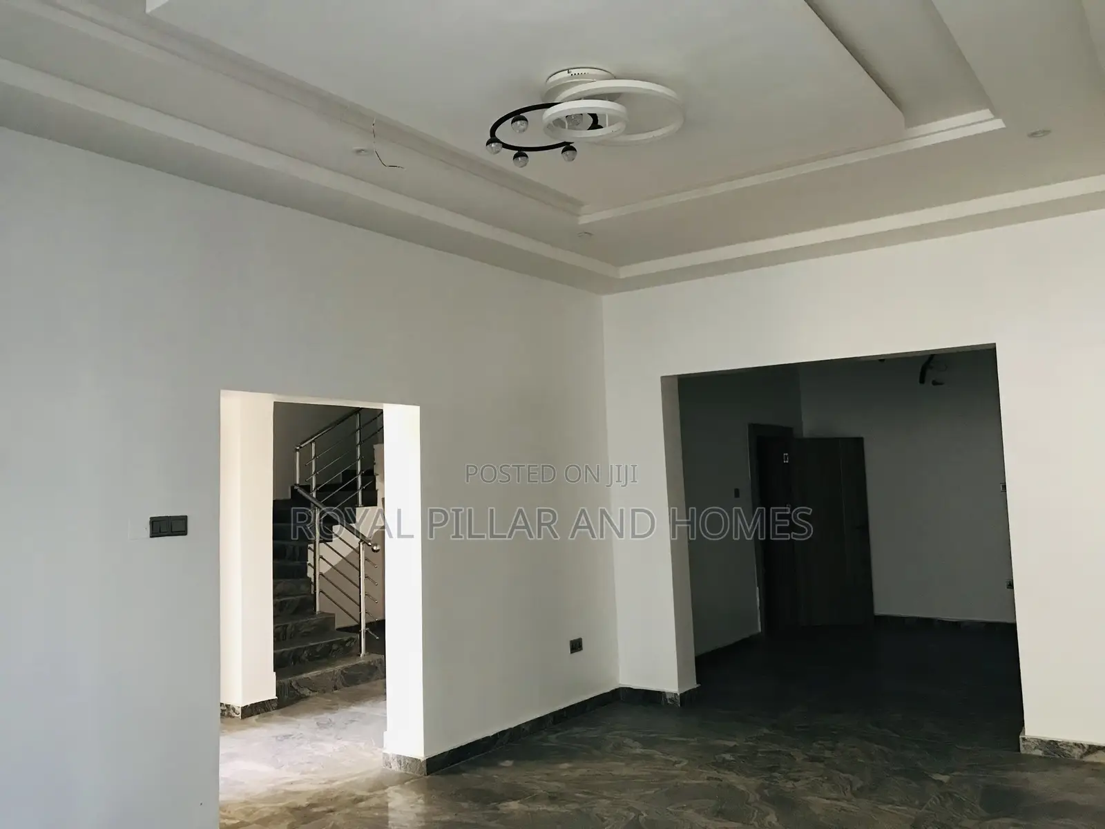 4bdrm Duplex in Lifecamp, Gwarinpa for rent in Gwarinpa