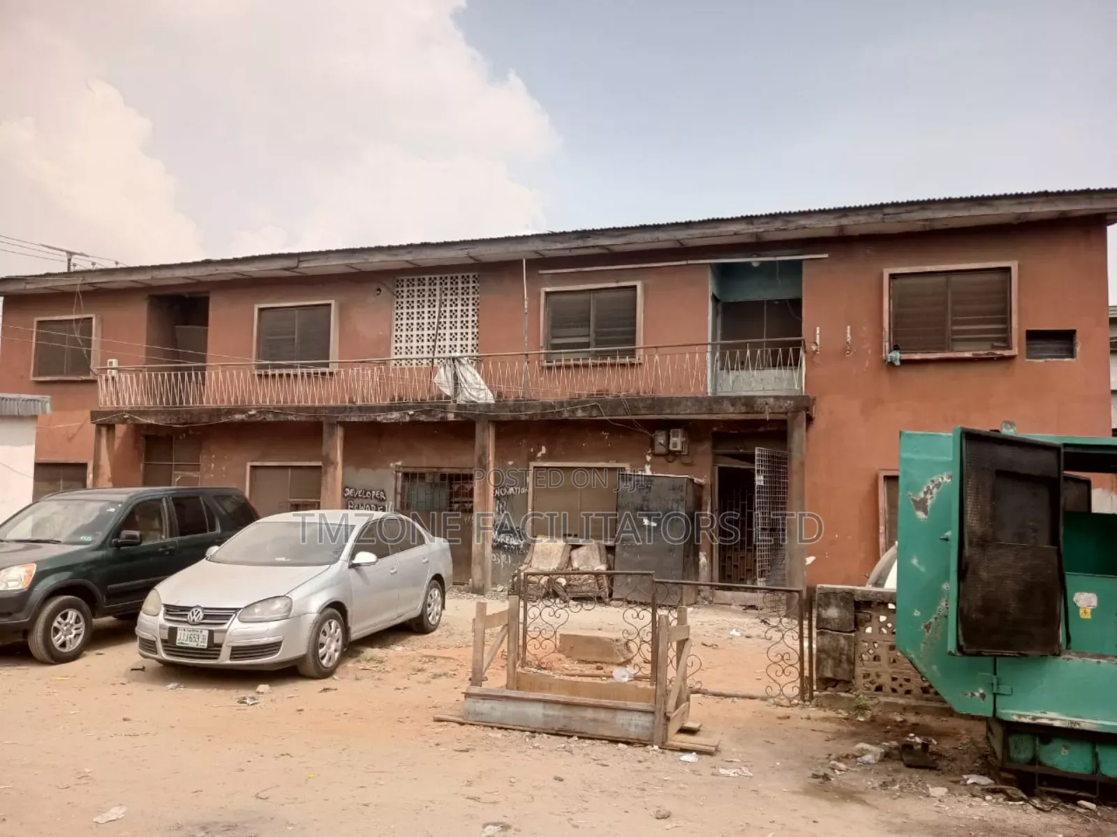 Property to Lease for Hospital and Hotel in Akoka