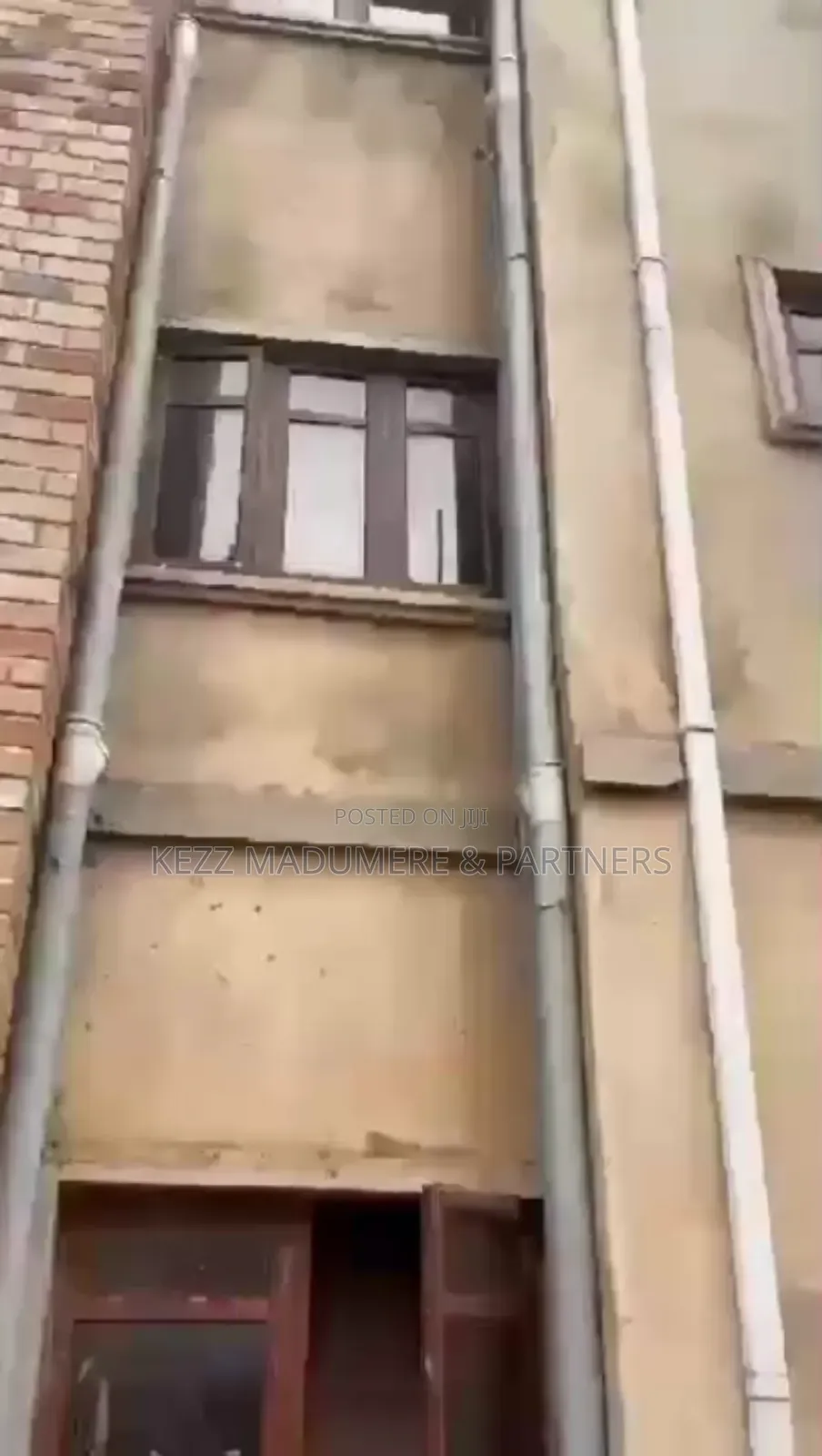 5bdrm Block of Flats in Centinary,Near, Enugu for sale in Enugu