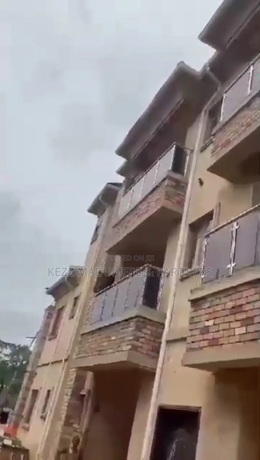 5bdrm Block of Flats in Centinary,Near, Enugu for sale in Enugu