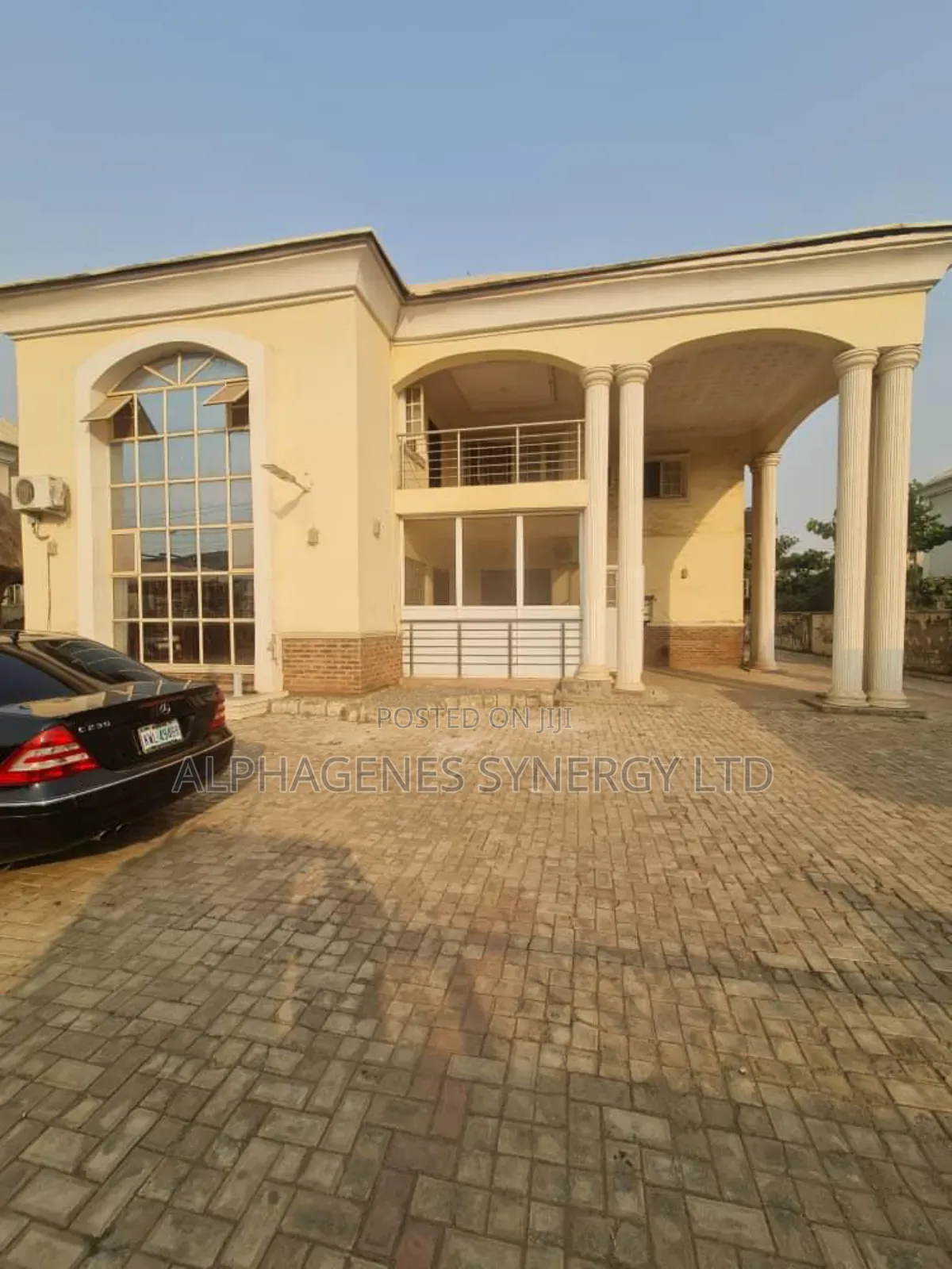 4bdrm Duplex in Apo District for sale in Apo District