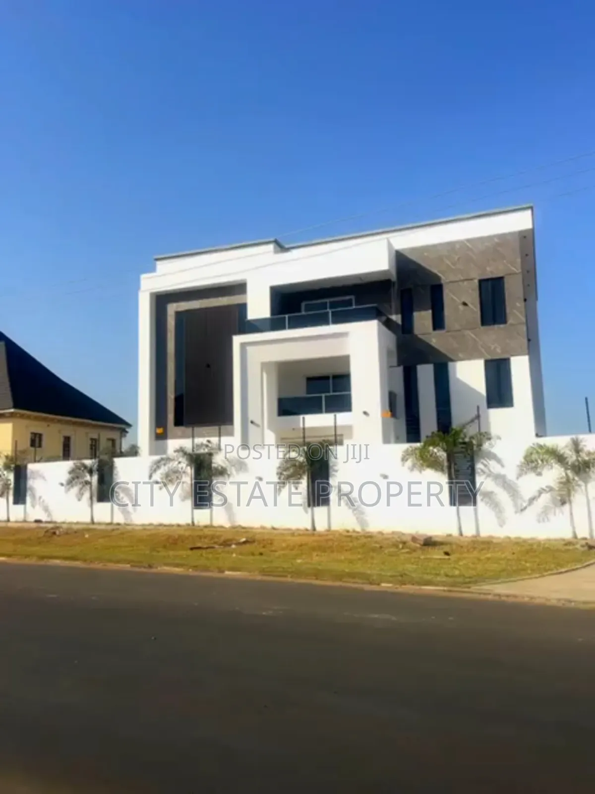 Furnished 7bdrm Mansion in New Haven, Guzape District for sale in Guzape District