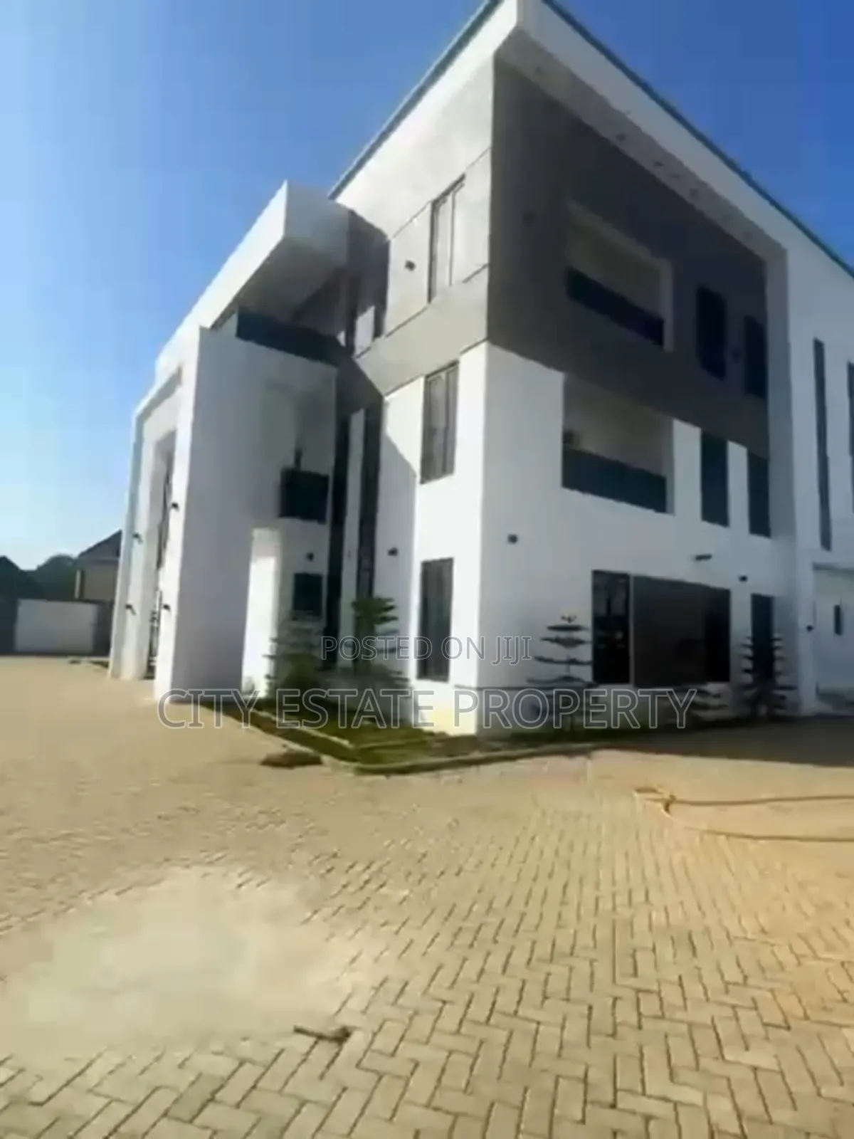 Furnished 7bdrm Mansion in New Haven, Guzape District for sale in Guzape District