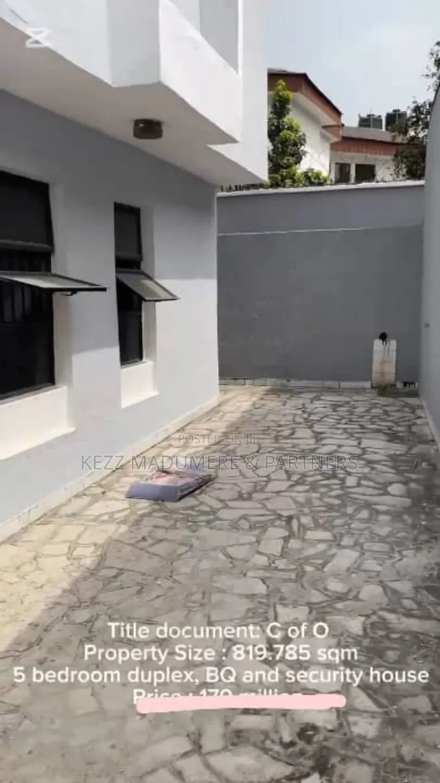 10bdrm Duplex in Cocaine Estate , Off for sale in Port-Harcourt