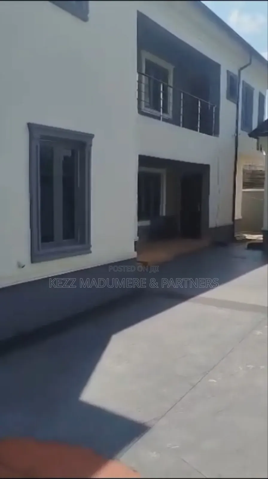 5bdrm Duplex in Near Dss , Owerri, for sale in Owerri