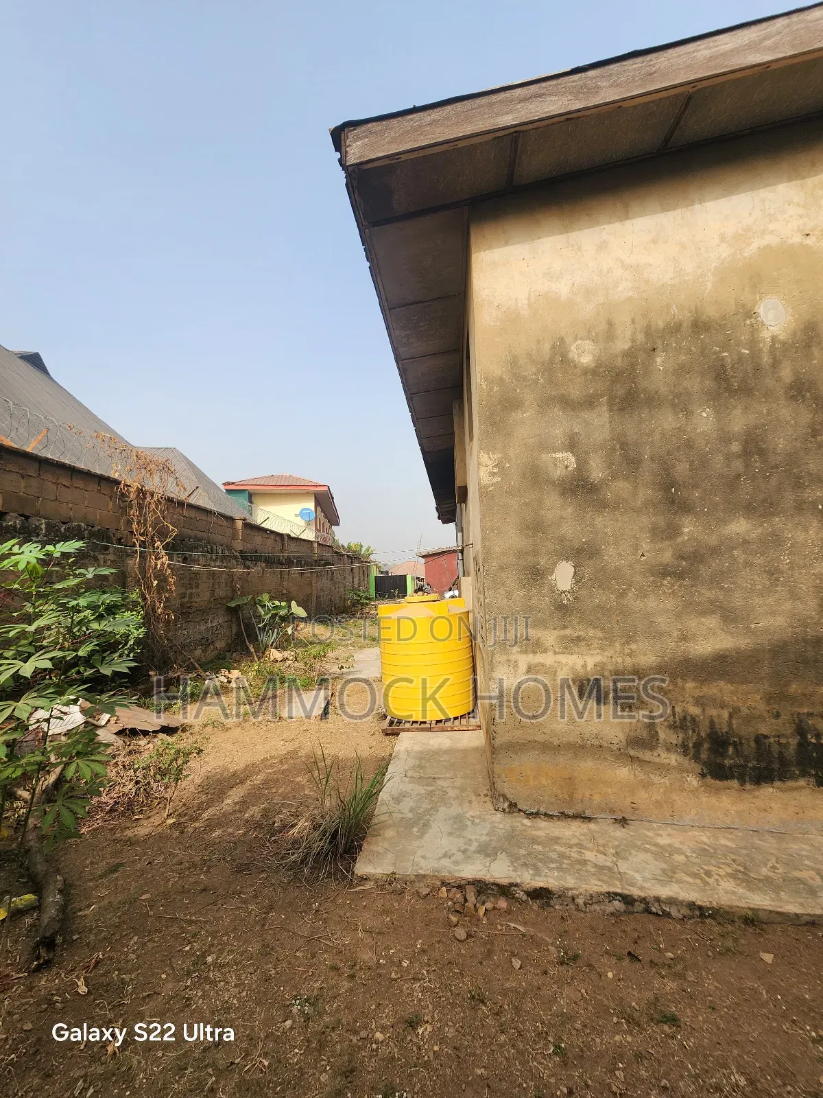 4 Units of 3-Bedroom Flat Suitable for Hostel at Orogun, Ui. in Ibadan Polytechnic/University