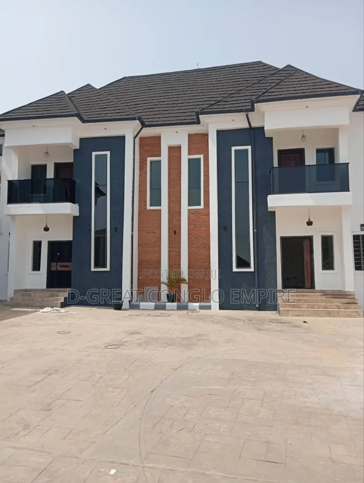 14bdrm Block of Flats in Marble Hill, Oshimili South for sale in Oshimili South