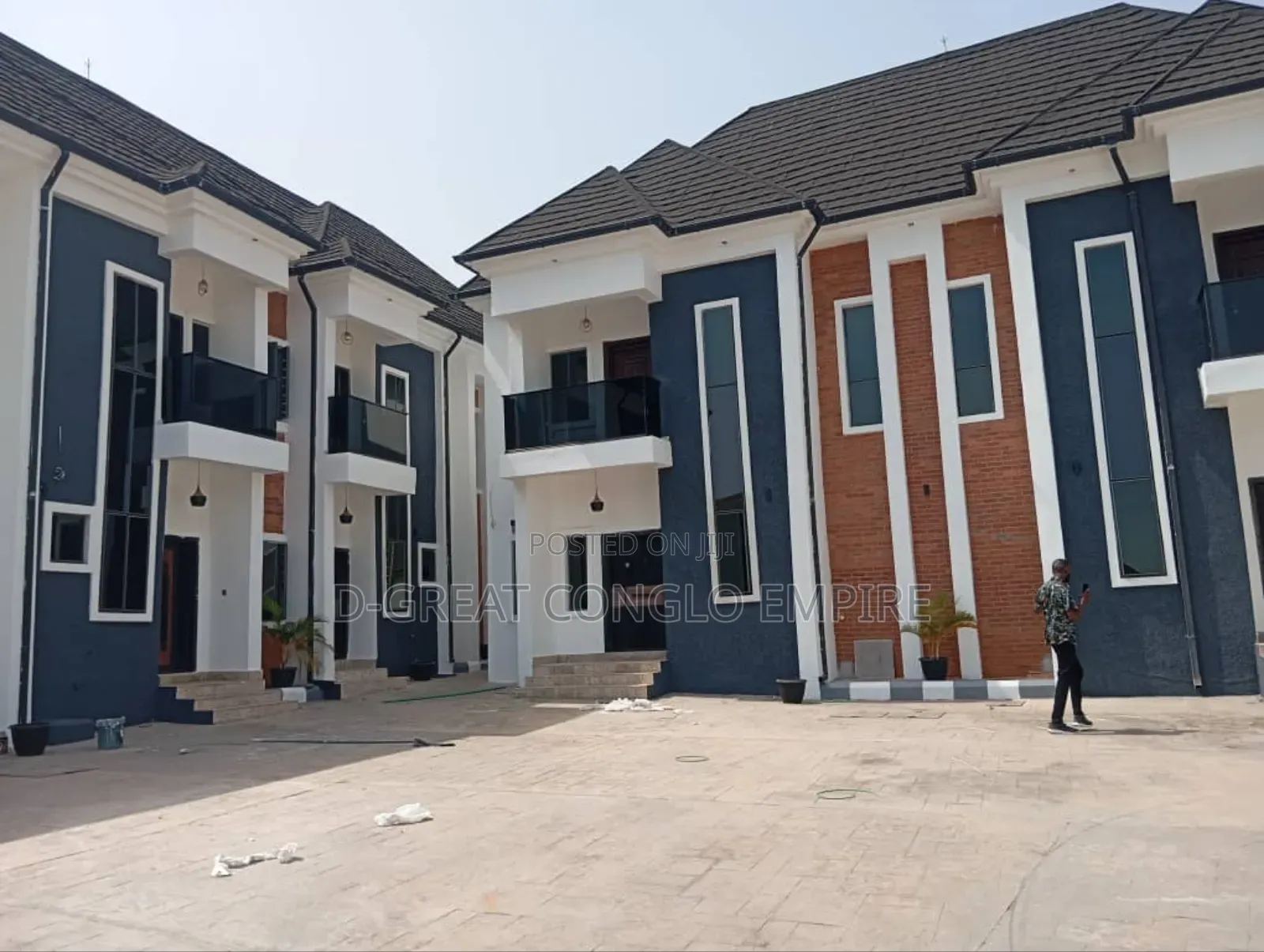 14bdrm Block of Flats in Marble Hill, Oshimili South for sale in Oshimili South