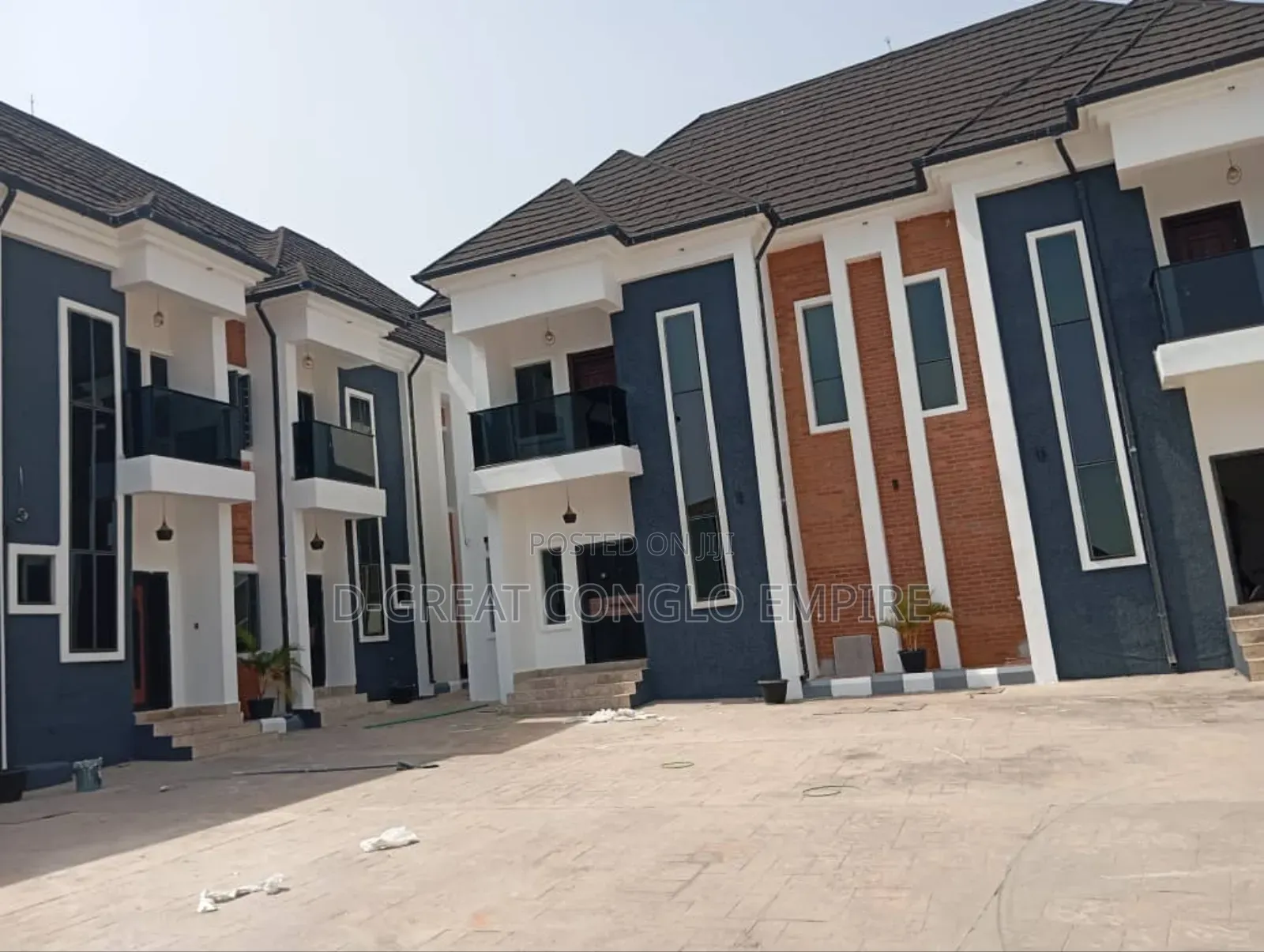 14bdrm Block of Flats in Marble Hill, Oshimili South for sale in Oshimili South
